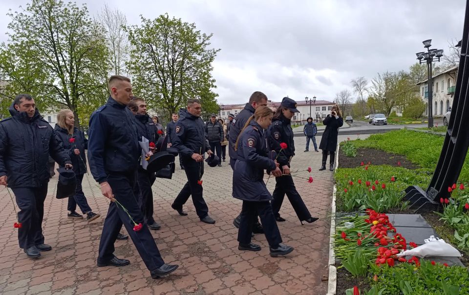В Антраците состоялся митинг «Чернобыль — вчера, сегодня, завтра», посвященный 40-й годовщине аварии на Чернобыльской атомной электростанции (ЧАЭС) — одной из самых масштабных техногенных катастроф XX века В Антраците состоялся митинг «Чернобыль — вчера, сегодня, завтра», посвященный 40-й годовщине аварии на Чернобыльской атомной электростанции (ЧАЭС) — одной из самых масштабных техногенных катастроф XX века