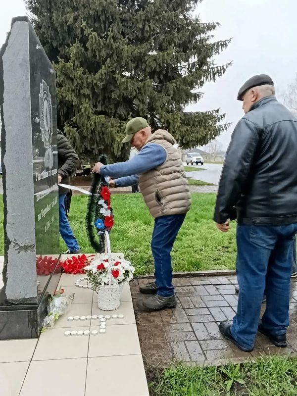 «Ушедшим в вечность, вступившим в бой с безликим врагом…» - памятный митинг ко Дню памяти погибших в радиационных авариях и катастрофах «Ушедшим в вечность, вступившим в бой с безликим врагом…» - памятный митинг ко Дню памяти погибших в радиационных авариях и катастрофах