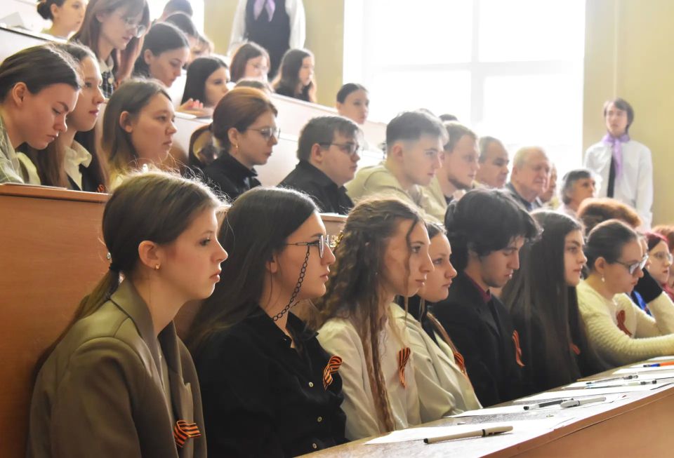 На вопросы «Диктанта Победы» ответили студенты вузов ЛНР На вопросы «Диктанта Победы» ответили студенты вузов ЛНР