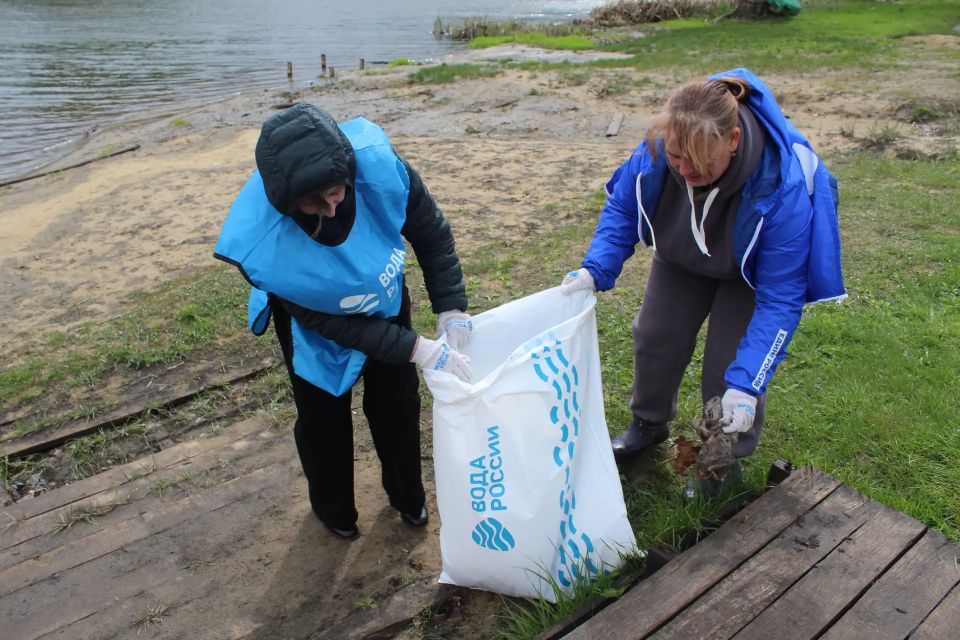 «Вода России» в Новопсковском: Жители пгт «Вода России» в Новопсковском: Жители пгт