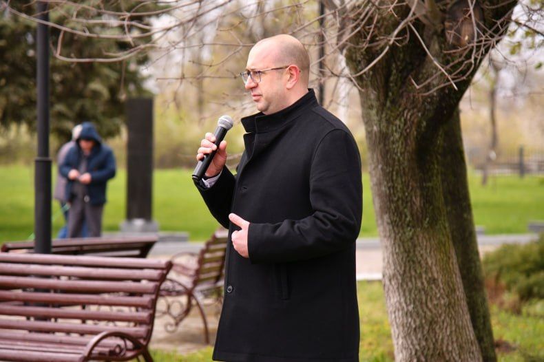 В Свердловске почтили память жертв катастрофы на Чернобыльской АЭС В Свердловске почтили память жертв катастрофы на Чернобыльской АЭС