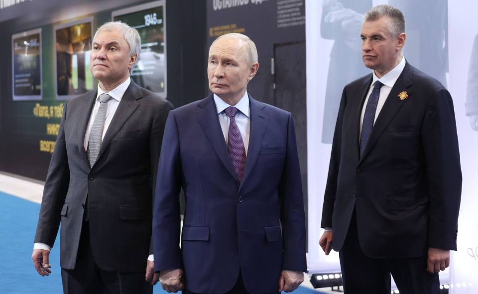 Леонид Слуцкий: Нашу выставку «Жириновский. Продолжение. ЛДПР» посетил Президент Леонид Слуцкий: Нашу выставку «Жириновский. Продолжение. ЛДПР» посетил Президент