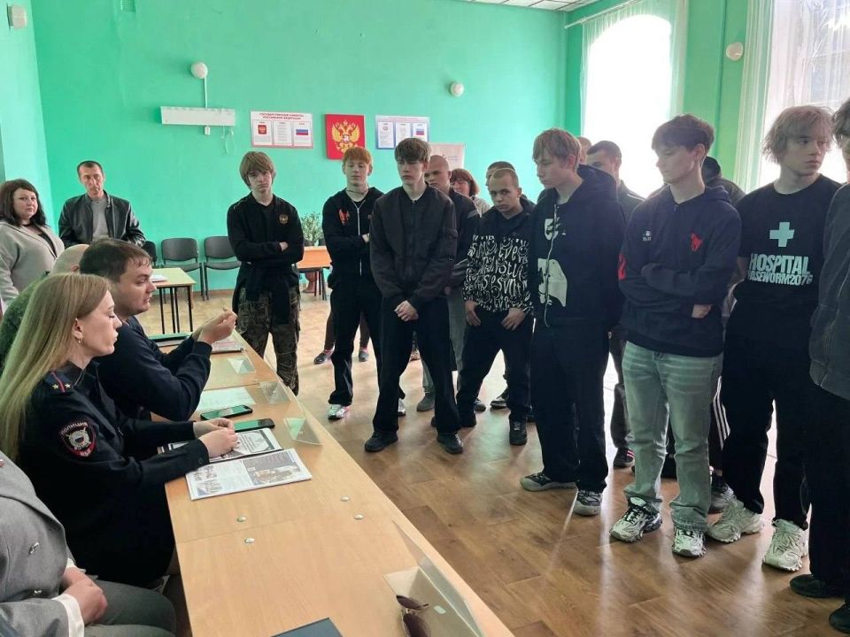 111Правоохранители региона презентовали вакансии в ОВД в рамках Всероссийской ярмарки трудоустройства 111Правоохранители региона презентовали вакансии в ОВД в рамках Всероссийской ярмарки трудоустройства