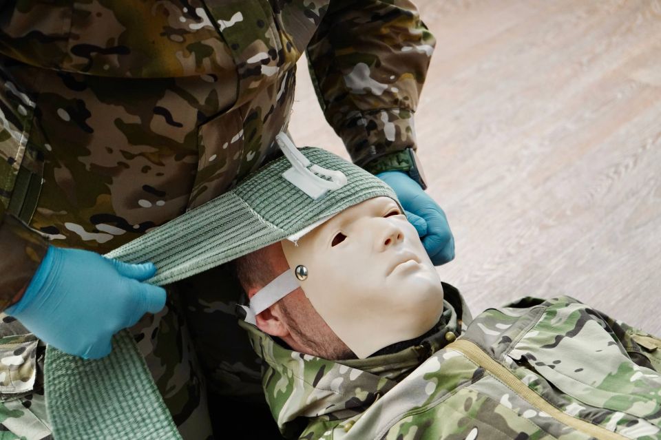 Продолжаются занятия по основам оказания первой помощи с ФССП Продолжаются занятия по основам оказания первой помощи с ФССП