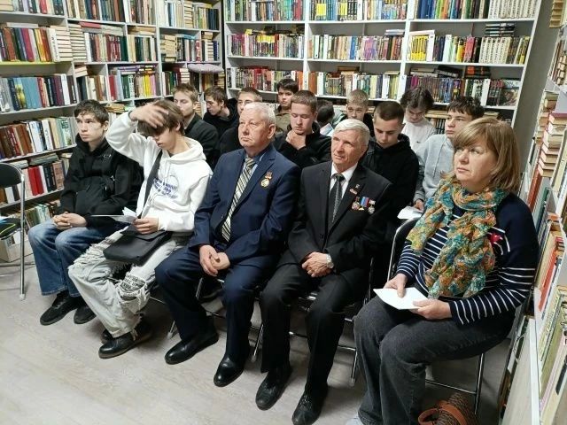 24 апреля в центральной городской библиотеке прошёл час памяти «Чернобыль — зона отчуждения», посвящённый одной из самых трагических страниц в истории человечества — аварии на Чернобыльской АЭС 24 апреля в центральной городской библиотеке прошёл час памяти «Чернобыль — зона отчуждения», посвящённый одной из самых трагических страниц в истории человечества — аварии на Чернобыльской АЭС