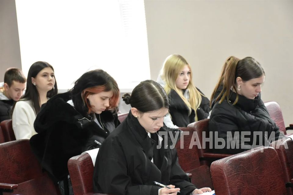Акция «Диктант Победы» прошла в Антраците Акция «Диктант Победы» прошла в Антраците