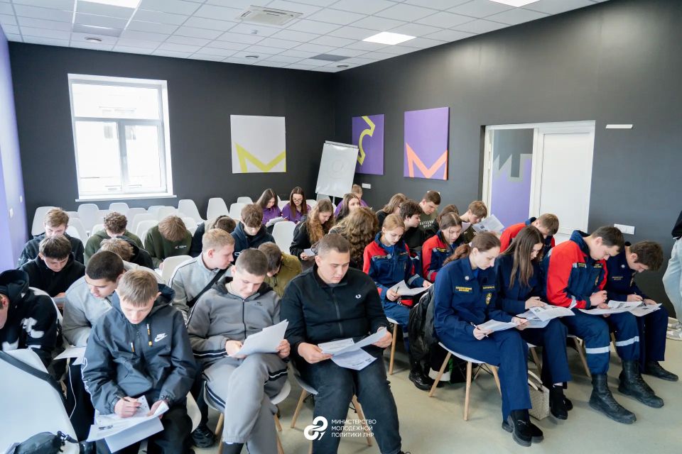 Михаил Голубович: В регионе прошла Международная историческая акция «Диктант Победы», организованная партией «Единая Россия» совместно с ведущими историческими и общественными организациями Михаил Голубович: В регионе прошла Международная историческая акция «Диктант Победы», организованная партией «Единая Россия» совместно с ведущими историческими и общественными организациями