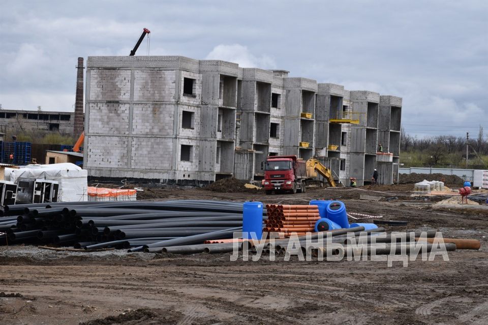 В Алчевске стартовали продажи квартир в новом жилом комплексе «Металлург» В Алчевске стартовали продажи квартир в новом жилом комплексе «Металлург»