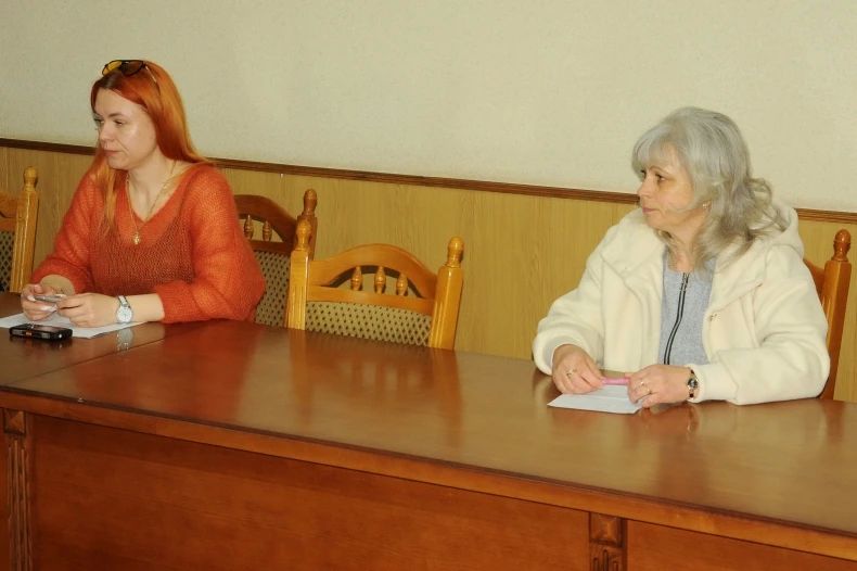 В Администрации Свердловского муниципального округа ЛНР состоялось очередная встреча с семьями погибших участников СВО В Администрации Свердловского муниципального округа ЛНР состоялось очередная встреча с семьями погибших участников СВО