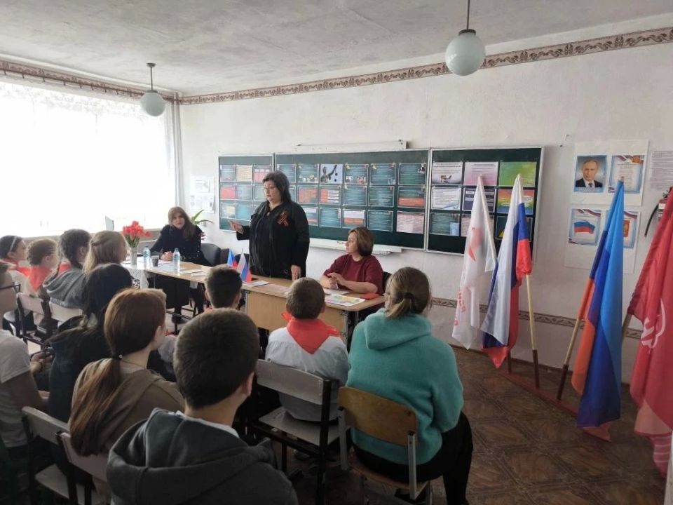 Диспут на тему «Роль семьи в жизни человека» Диспут на тему «Роль семьи в жизни человека»
