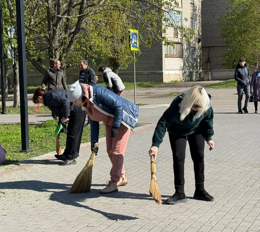 Чистота города — в наших руках Чистота города — в наших руках