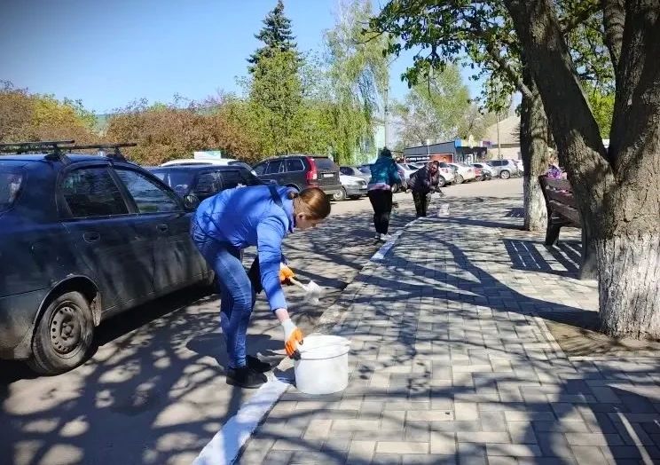 Чистота и уют родного края: Новоайдарский округ присоединился к Всероссийскому субботнику Чистота и уют родного края: Новоайдарский округ присоединился к Всероссийскому субботнику