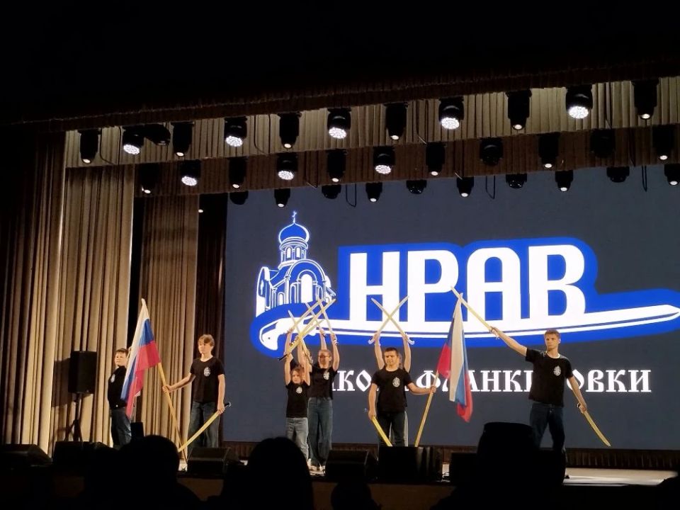 25 апреля в МБУ «Станично-Луганский дворец культуры» состоялся потрясающий сольный концерт клубного любительского объединения театра танца «РЕКА» 25 апреля в МБУ «Станично-Луганский дворец культуры» состоялся потрясающий сольный концерт клубного любительского объединения театра танца «РЕКА»