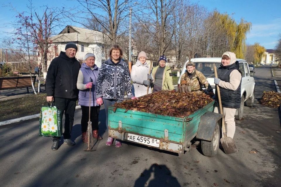 В Червонопартизанске прошел Всероссийский субботник В Червонопартизанске прошел Всероссийский субботник
