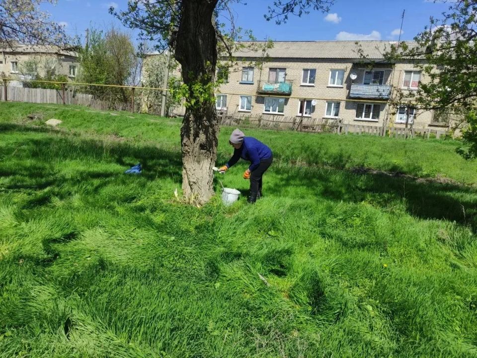 25 апреля в населённых пунктах, находящихся в ведении отдела по жизнеобеспечению пгт Новосветловка, с. Белоскелеватое, с. Пархоменко, п. Хрящеватое, прошёл Всероссийский субботник 25 апреля в населённых пунктах, находящихся в ведении отдела по жизнеобеспечению пгт Новосветловка, с. Белоскелеватое, с. Пархоменко, п. Хрящеватое, прошёл Всероссийский субботник