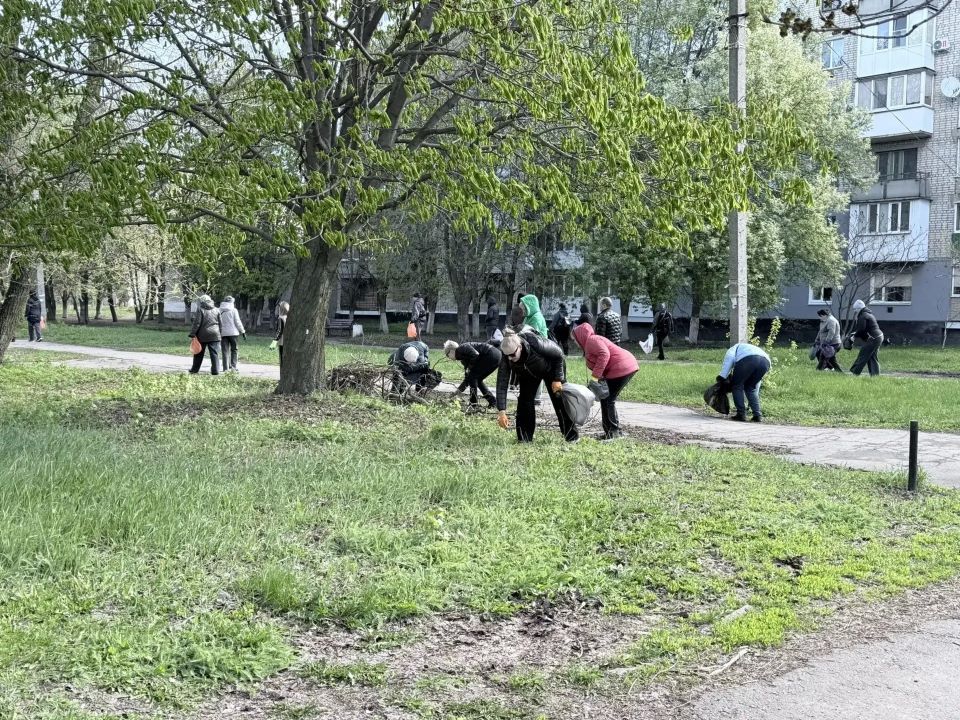 Сегодня наш округ показал, что такое настоящая командная работа! В рамках Всероссийского субботника мы вместе вышли на уборку территории и я искренне благодарен каждому из вас Сегодня наш округ показал, что такое настоящая командная работа! В рамках Всероссийского субботника мы вместе вышли на уборку территории и я искренне благодарен каждому из вас