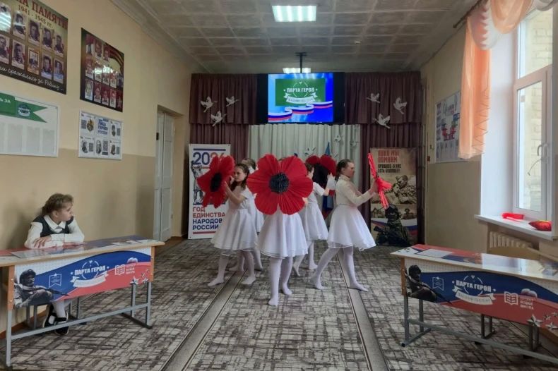 В Бирюковской специальной (коррекционной) школе-интернате состоялось открытие двух Парт героя В Бирюковской специальной (коррекционной) школе-интернате состоялось открытие двух Парт героя