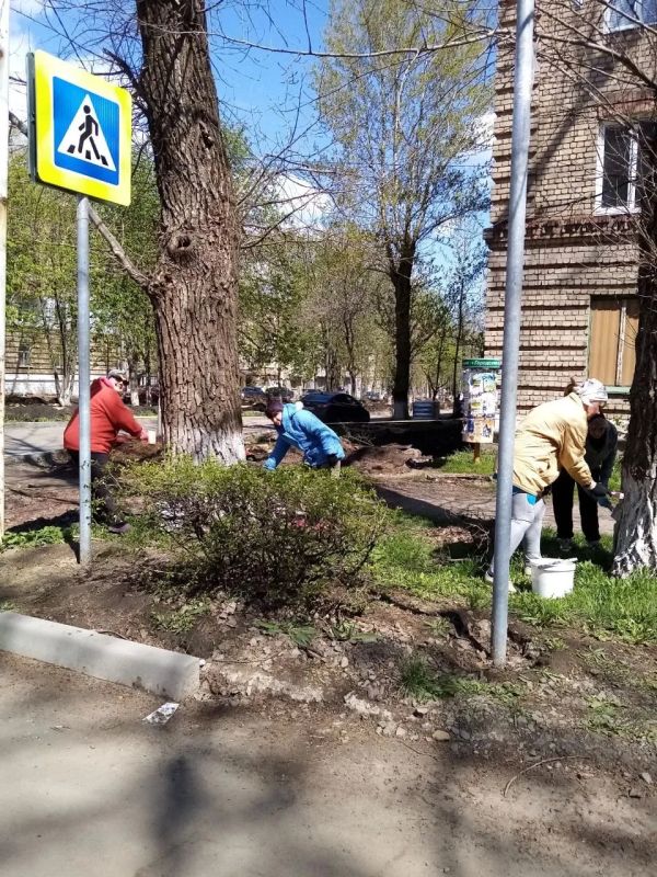 25 апреля на Краснодонщине прошел Всероссийский субботник 25 апреля на Краснодонщине прошел Всероссийский субботник