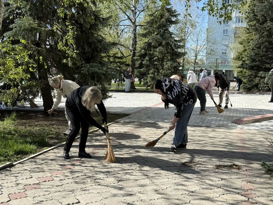 Чистота города — в наших руках Чистота города — в наших руках