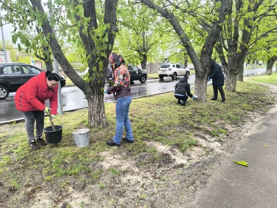 Станично-Луганский округ присоединился к Всероссийскому субботнику Станично-Луганский округ присоединился к Всероссийскому субботнику