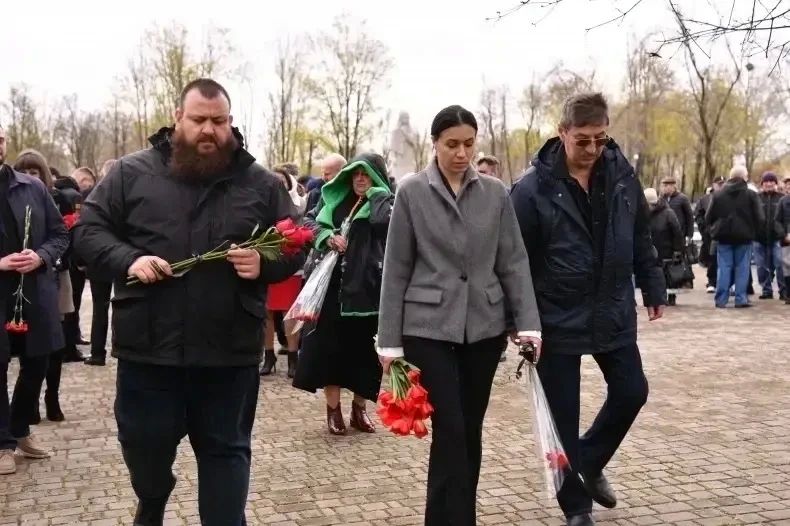 Свердловские полицейские отдали дань памяти ликвидаторам и жертвам аварии на ЧАЭС Свердловские полицейские отдали дань памяти ликвидаторам и жертвам аварии на ЧАЭС