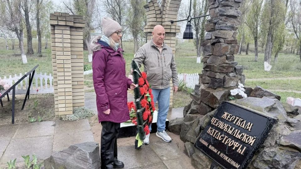 Выставка-память «Черная быль» ко Дню памяти Чернобыльской катастрофы Выставка-память «Черная быль» ко Дню памяти Чернобыльской катастрофы