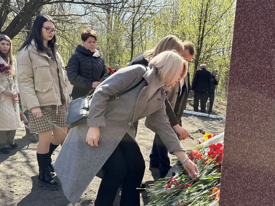 Сегодня, в День участников ликвидации последствий радиационных аварий и катастроф и памяти жертв этих трагедий, мы отдали дань уважения тем, кто ценой своего здоровья и жизни защитил мир от ядерной угрозы Сегодня, в День участников ликвидации последствий радиационных аварий и катастроф и памяти жертв этих трагедий, мы отдали дань уважения тем, кто ценой своего здоровья и жизни защитил мир от ядерной угрозы