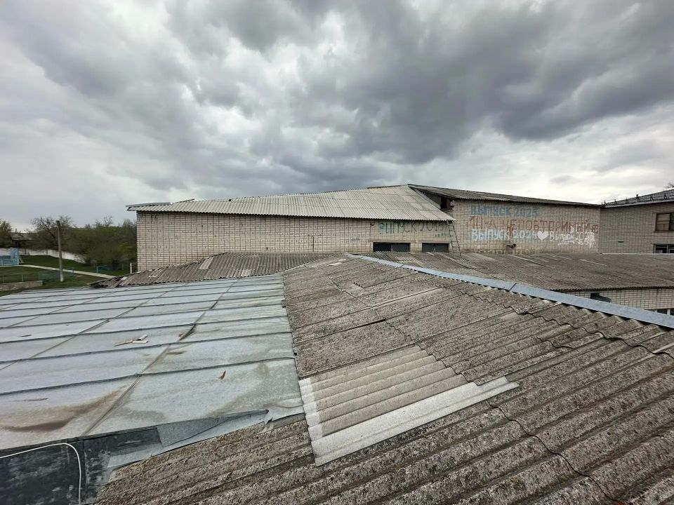 В Новопсковской школе стартовали работы по ремонту кровли В Новопсковской школе стартовали работы по ремонту кровли