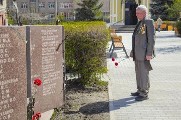 � �������� ������� ������ ������-������������ � 40-� ��������� ��������