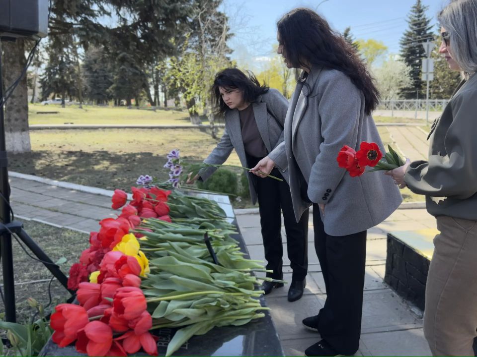 В Марковке почтили память жертв и героев Чернобыльской АЭС В Марковке почтили память жертв и героев Чернобыльской АЭС