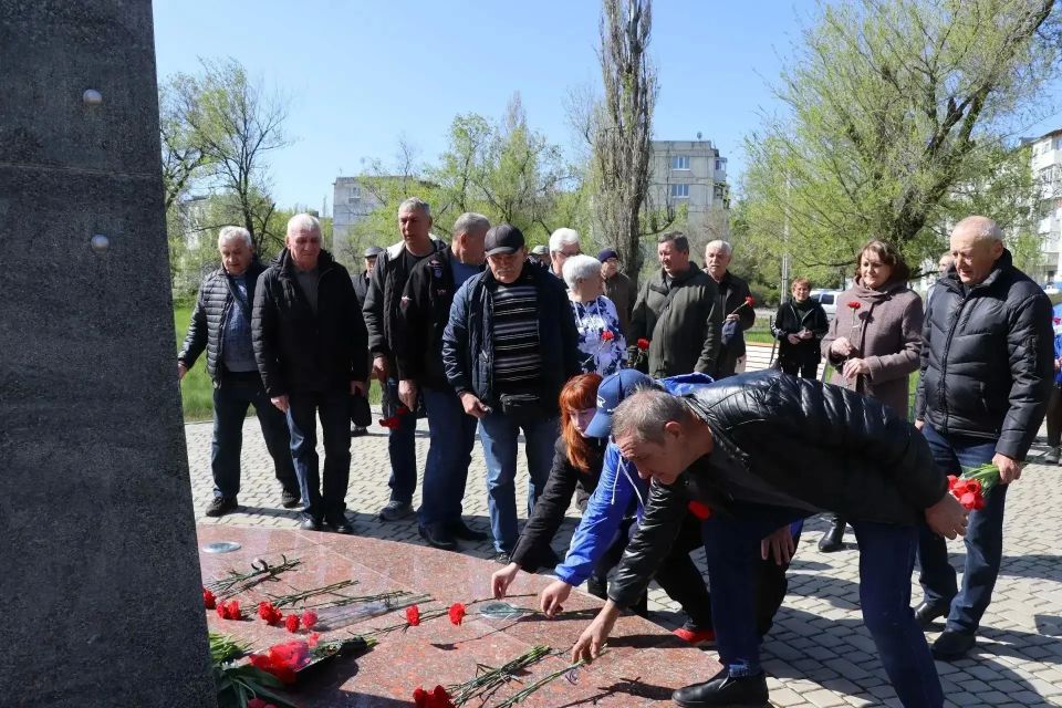 26 апреля: День участников ликвидации последствий радиационных аварий и катастроф и памяти жертв этих аварий и катастроф 26 апреля: День участников ликвидации последствий радиационных аварий и катастроф и памяти жертв этих аварий и катастроф