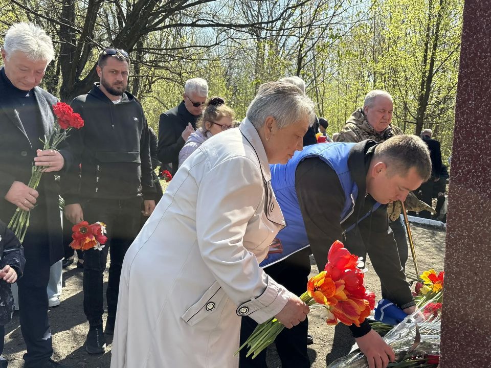 Сегодня, в День участников ликвидации последствий радиационных аварий и катастроф и памяти жертв этих трагедий, мы отдали дань уважения тем, кто ценой своего здоровья и жизни защитил мир от ядерной угрозы Сегодня, в День участников ликвидации последствий радиационных аварий и катастроф и памяти жертв этих трагедий, мы отдали дань уважения тем, кто ценой своего здоровья и жизни защитил мир от ядерной угрозы