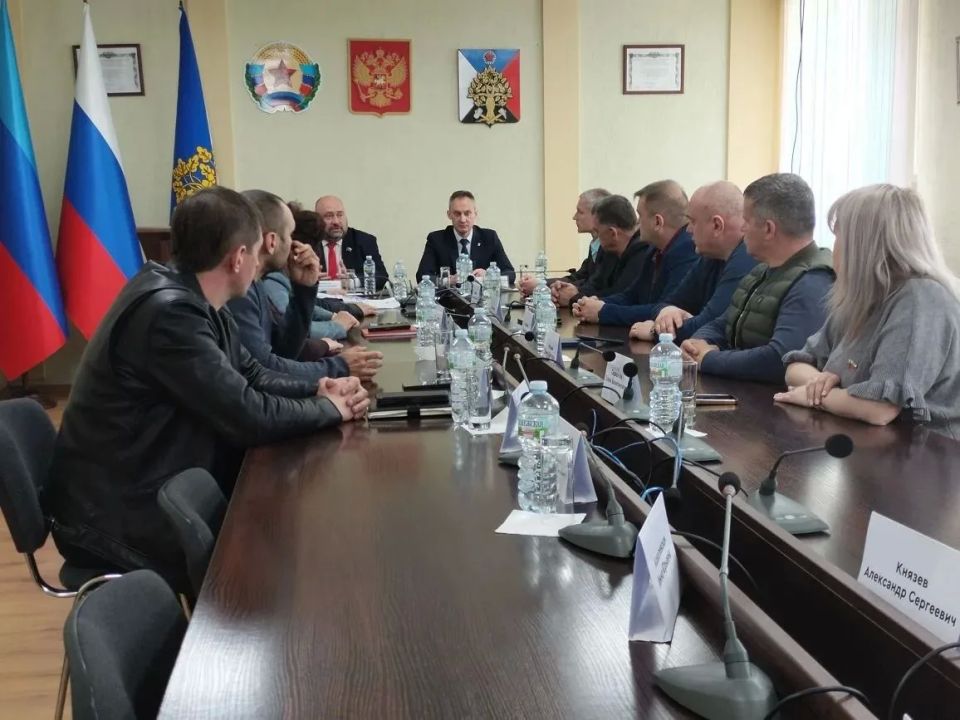 Сегодня в Администрации городского округа город Ровеньки заключено соглашение о партнерстве между представительными органами власти Сегодня в Администрации городского округа город Ровеньки заключено соглашение о партнерстве между представительными органами власти