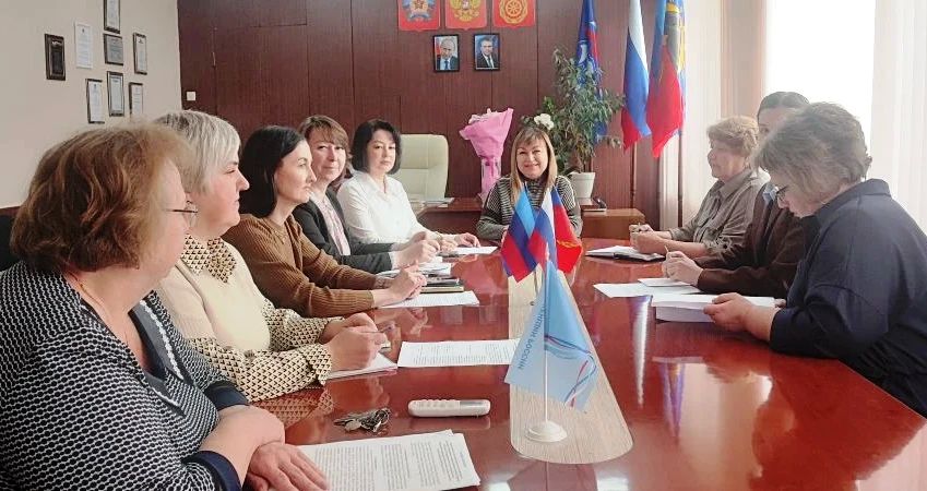 Под председательством Виктории Сошиной, председателя Совета Антрацитовского муниципального округа, состоялось рабочее совещание организационного комитета по подготовке и проведению публичных слушаний на территории округа Под председательством Виктории Сошиной, председателя Совета Антрацитовского муниципального округа, состоялось рабочее совещание организационного комитета по подготовке и проведению публичных слушаний на территории округа