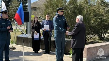 ���������� ��� ������ ������� ������� � �������-��������, ����������� 40-����� ������������� ��������