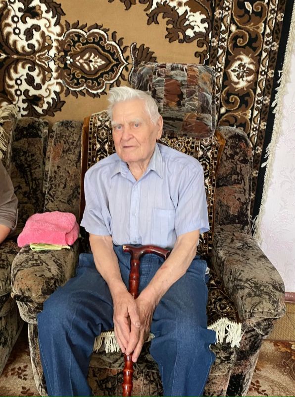 Поздравление Почётного гражданина города с 90-летним юбилеем Поздравление Почётного гражданина города с 90-летним юбилеем