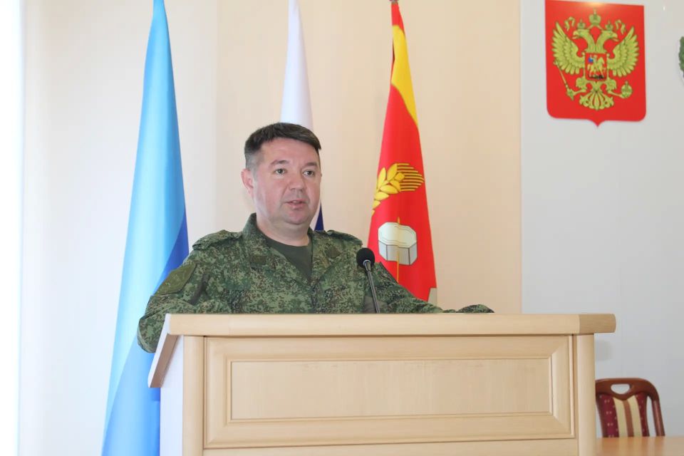 Сегодня провел расширенное аппаратное совещание с участием руководителей структурных подразделений Администрации, территориальных отделов, муниципальных предприятий, ресурсоснабжающих организаций, представителей... Сегодня провел расширенное аппаратное совещание с участием руководителей структурных подразделений Администрации, территориальных отделов, муниципальных предприятий, ресурсоснабжающих организаций, представителей...