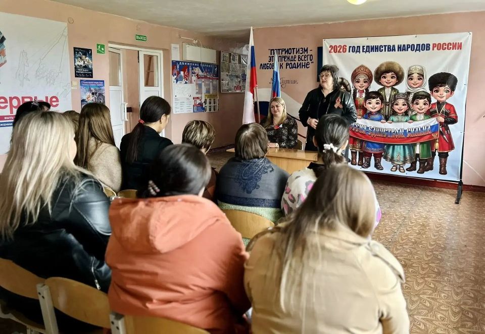 Сегодня в рамках общегородской акции «Забота», проводимой в «Кленовской школе им. Гвардии капитана Д.М. Мирошникова» состоялся семинар-практикум с участием родителей, педагогов и начальника отдела по вопросам опеки... Сегодня в рамках общегородской акции «Забота», проводимой в «Кленовской школе им. Гвардии капитана Д.М. Мирошникова» состоялся семинар-практикум с участием родителей, педагогов и начальника отдела по вопросам опеки...