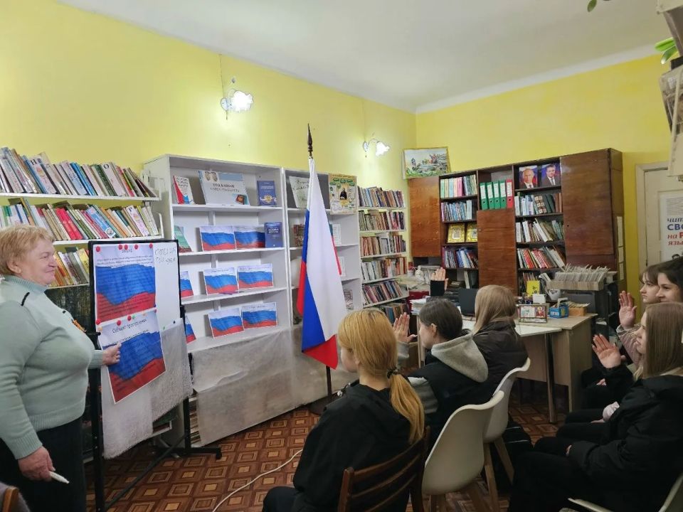 Игра-путешествие «Путешествие по дорожным знакам» Игра-путешествие «Путешествие по дорожным знакам»