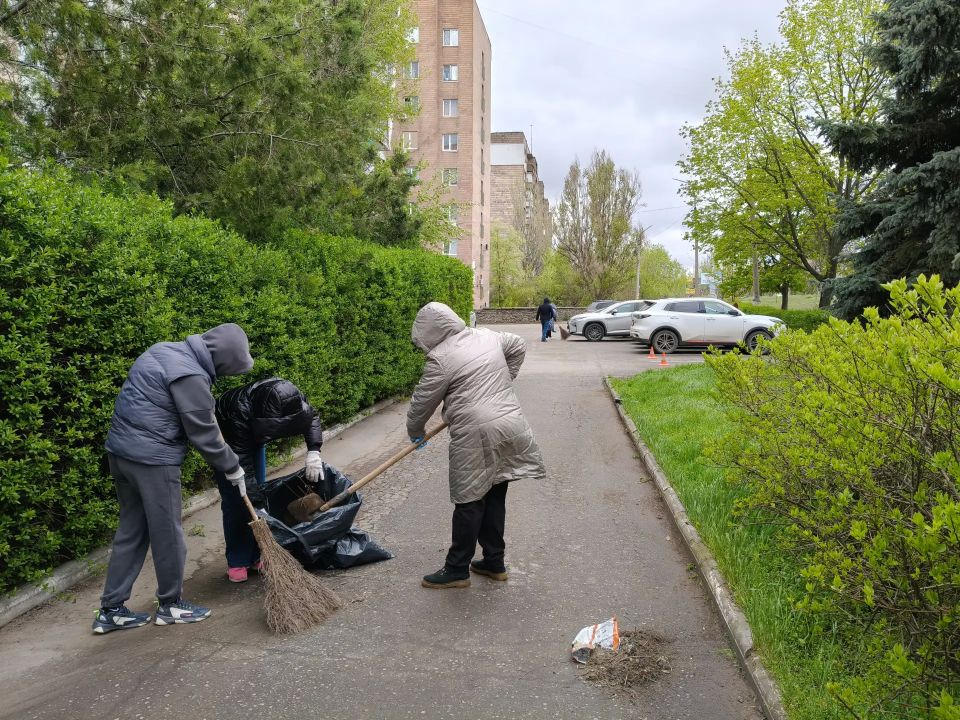 Минприроды ЛНР присоединилось к Всероссийскому субботнику Минприроды ЛНР присоединилось к Всероссийскому субботнику