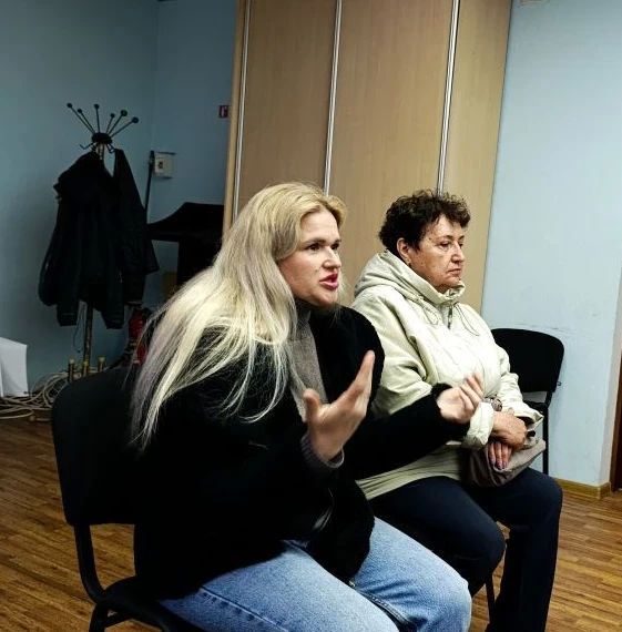 Глава Антрацитовского муниципального округа, Секретарь местного отделения партии «Единая Россия» Сергей Саенко провел еженедельный приём граждан, демонстрируя открытость диалога с населением Глава Антрацитовского муниципального округа, Секретарь местного отделения партии «Единая Россия» Сергей Саенко провел еженедельный приём граждан, демонстрируя открытость диалога с населением