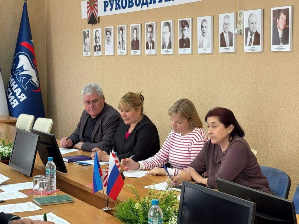 В Администрации Краснолучского городского округа состоялось заседание рабочей группы, действующей в рамках межведомственной комиссии Луганской Народной Республики по противодействию нелегальной занятости В Администрации Краснолучского городского округа состоялось заседание рабочей группы, действующей в рамках межведомственной комиссии Луганской Народной Республики по противодействию нелегальной занятости