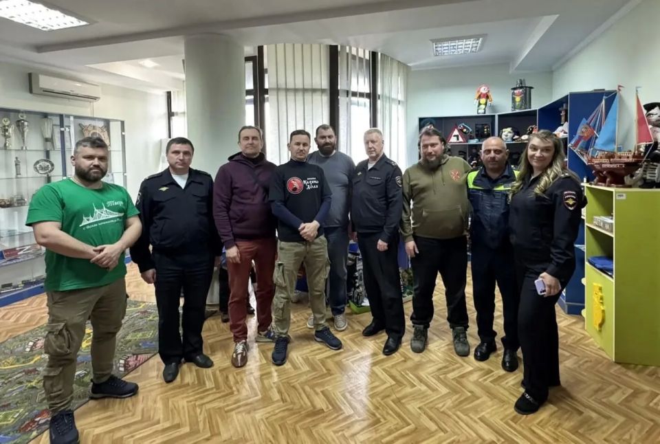 В региональной Госавтоинспекции прошла встреча с духовенством В региональной Госавтоинспекции прошла встреча с духовенством