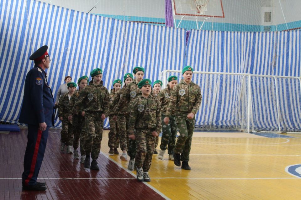 В Кировской спортивной школе состоялся муниципальный этап военно-патриотической игры «Зарница 2.0», средней возрастной категории В Кировской спортивной школе состоялся муниципальный этап военно-патриотической игры «Зарница 2.0», средней возрастной категории