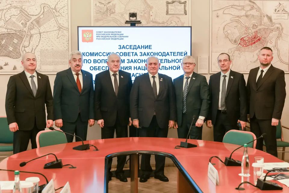Денис Мирошниченко принял участие в заседании Комиссии Совета законодателей по вопросам законодательного обеспечения нацбезопасности и противодействию коррупции Денис Мирошниченко принял участие в заседании Комиссии Совета законодателей по вопросам законодательного обеспечения нацбезопасности и противодействию коррупции