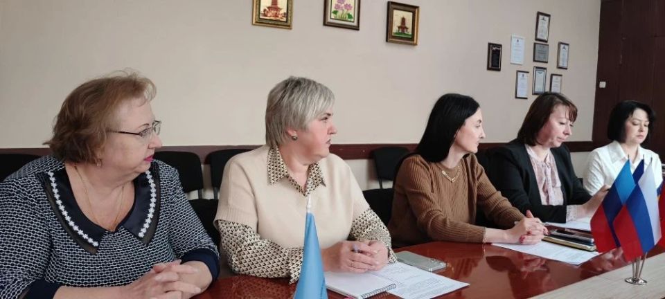 Под председательством Виктории Сошиной, председателя Совета Антрацитовского муниципального округа, состоялось рабочее совещание организационного комитета по подготовке и проведению публичных слушаний на территории округа Под председательством Виктории Сошиной, председателя Совета Антрацитовского муниципального округа, состоялось рабочее совещание организационного комитета по подготовке и проведению публичных слушаний на территории округа