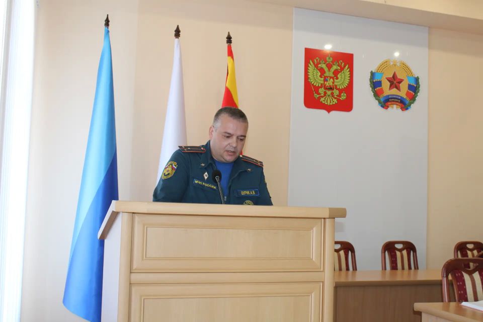 Сегодня провел расширенное аппаратное совещание с участием руководителей структурных подразделений Администрации, территориальных отделов, муниципальных предприятий, ресурсоснабжающих организаций, представителей... Сегодня провел расширенное аппаратное совещание с участием руководителей структурных подразделений Администрации, территориальных отделов, муниципальных предприятий, ресурсоснабжающих организаций, представителей...