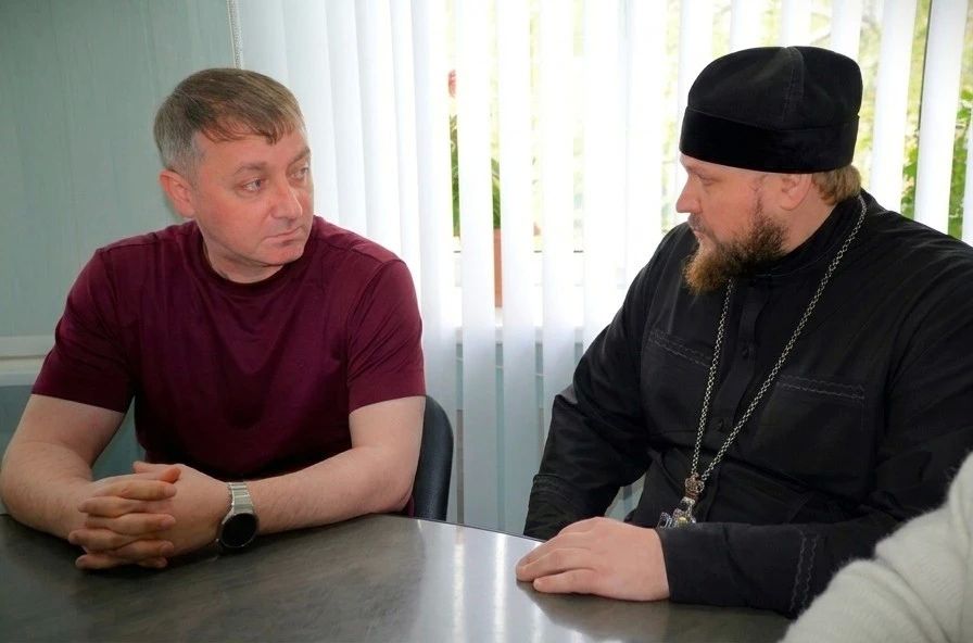 Объединяя усилия ради помощи нуждающимся: совместная работа в Новоайдарском округе Объединяя усилия ради помощи нуждающимся: совместная работа в Новоайдарском округе