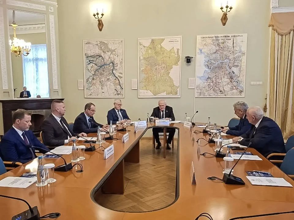 Денис Мирошниченко принял участие в заседании Комиссии Совета законодателей по вопросам законодательного обеспечения нацбезопасности и противодействию коррупции Денис Мирошниченко принял участие в заседании Комиссии Совета законодателей по вопросам законодательного обеспечения нацбезопасности и противодействию коррупции