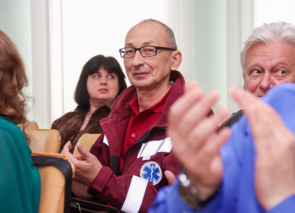 Те, кто первыми приходят на помощь Те, кто первыми приходят на помощь